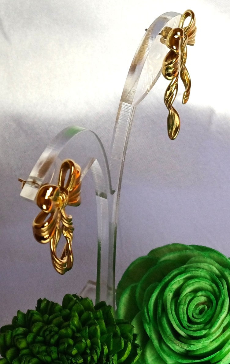 Golden Bow Dangler