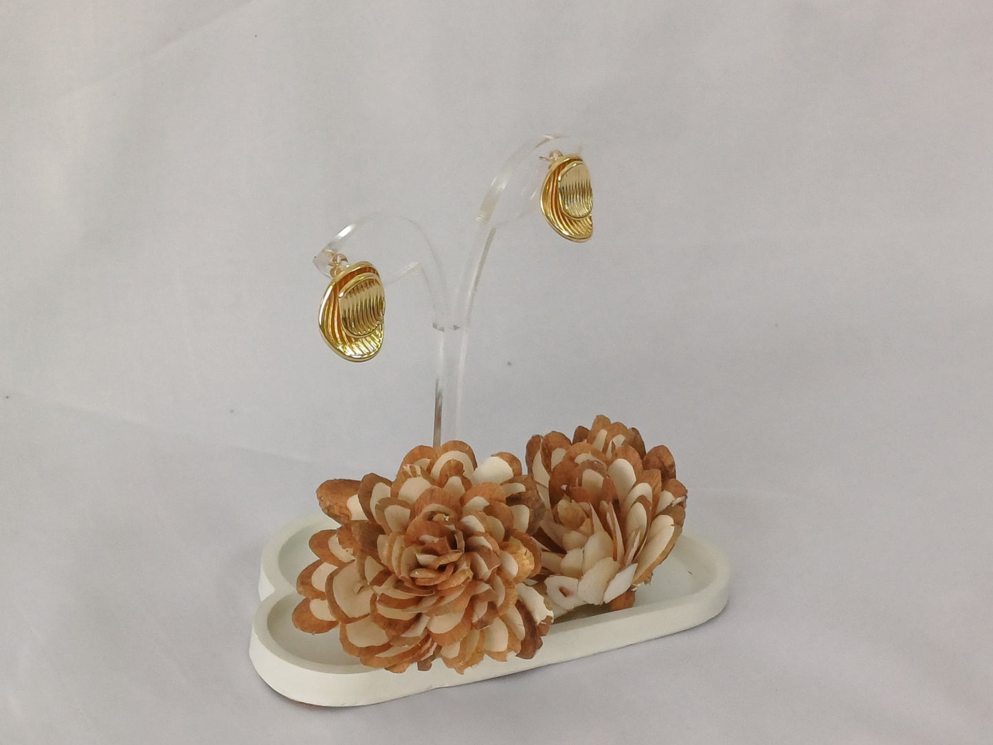 Golden Round Studs Melanie