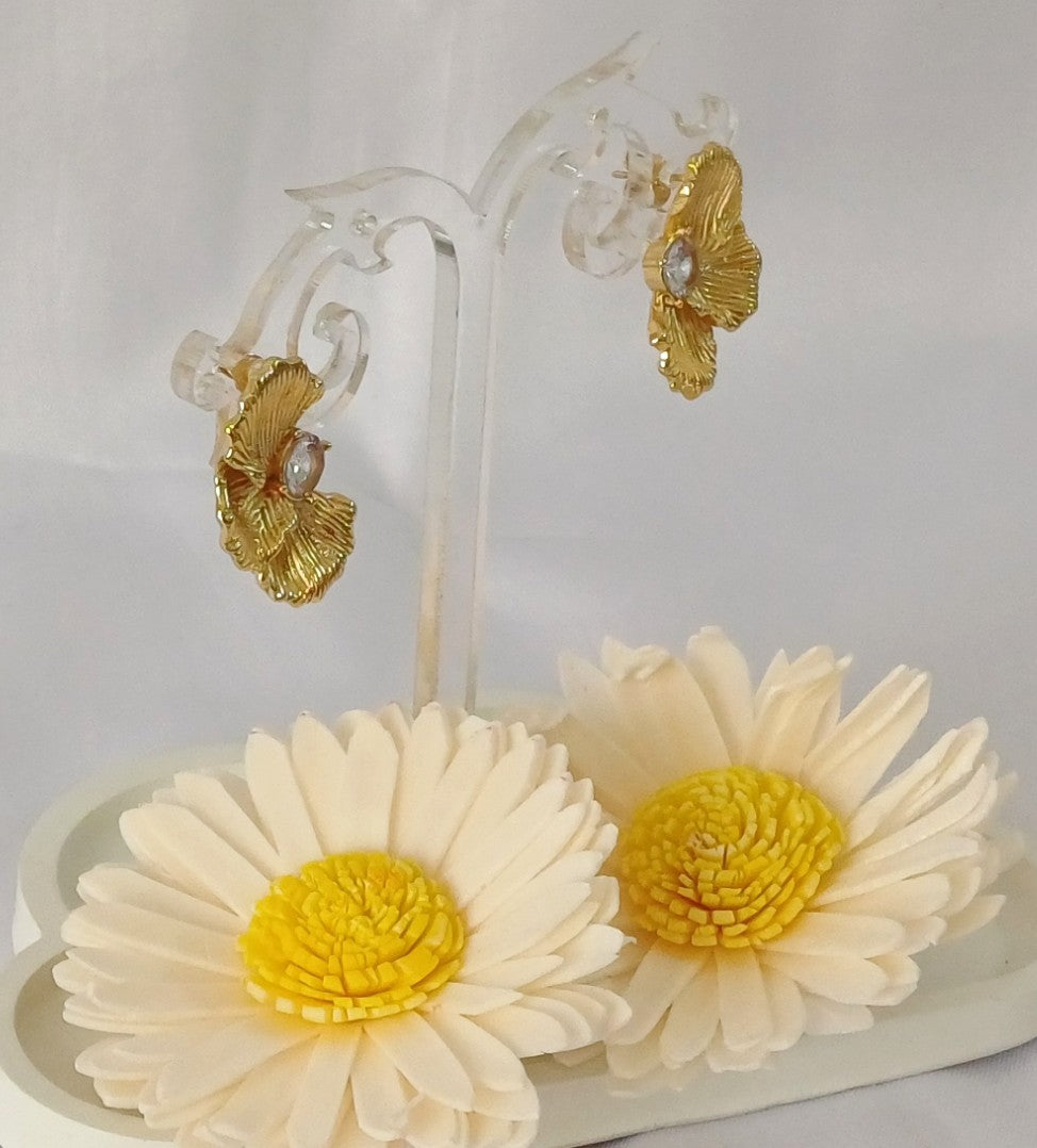 Golden Half Flower AD Stud