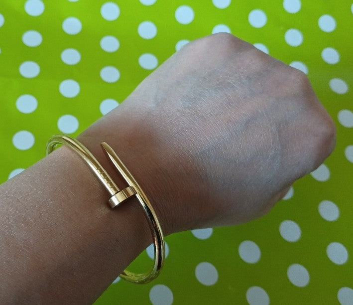 Nail Bangle