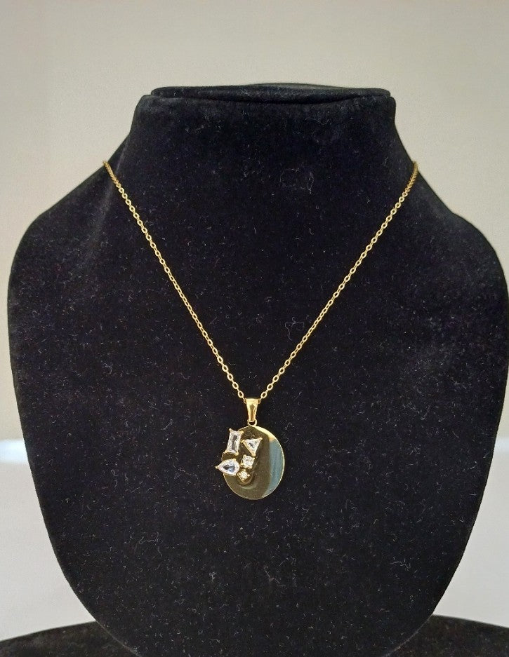 Oval Pendant Necklace