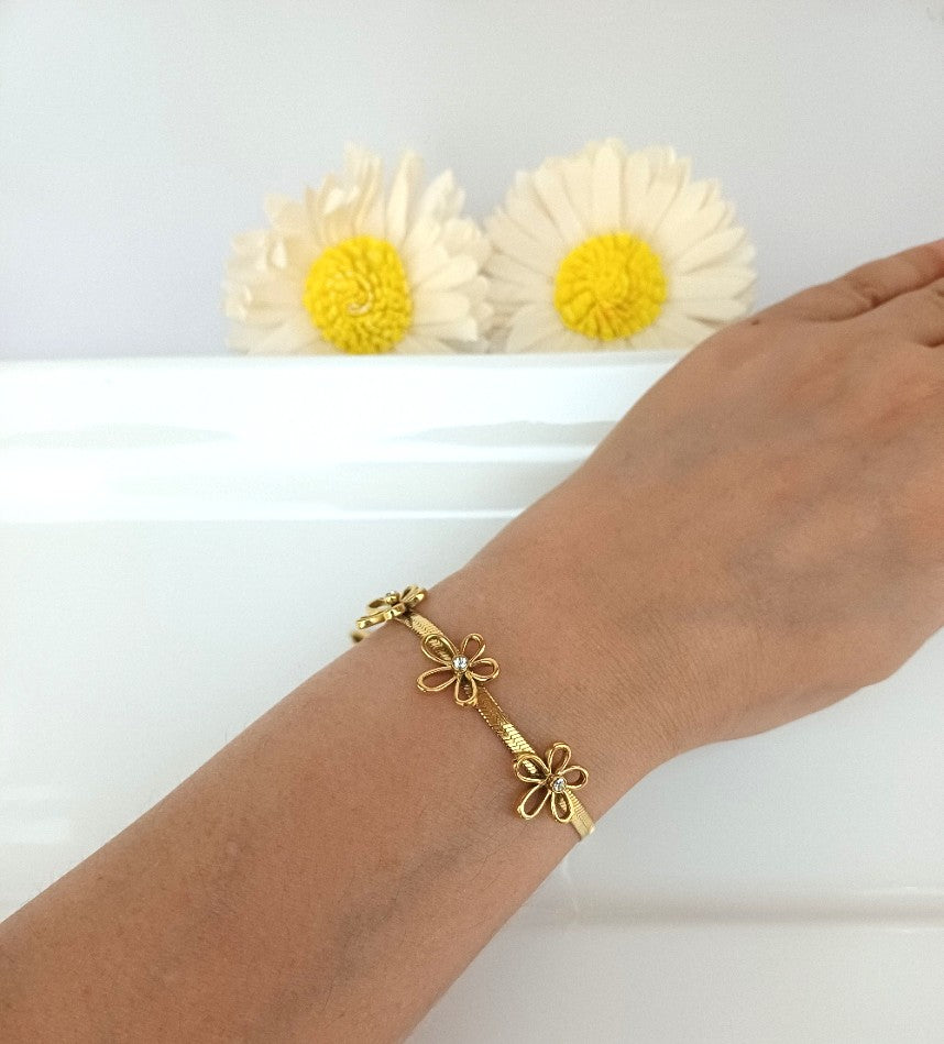Flower Bracelet