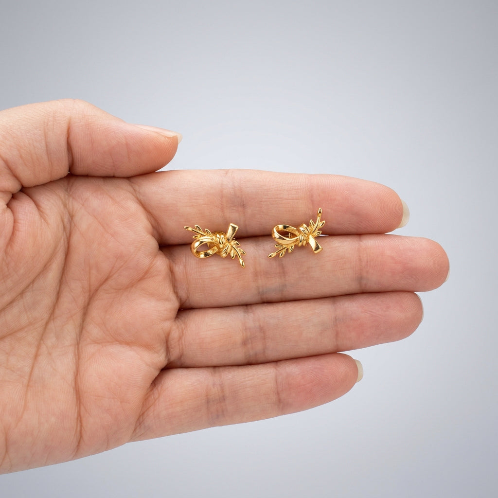 Leaf Bow Stud