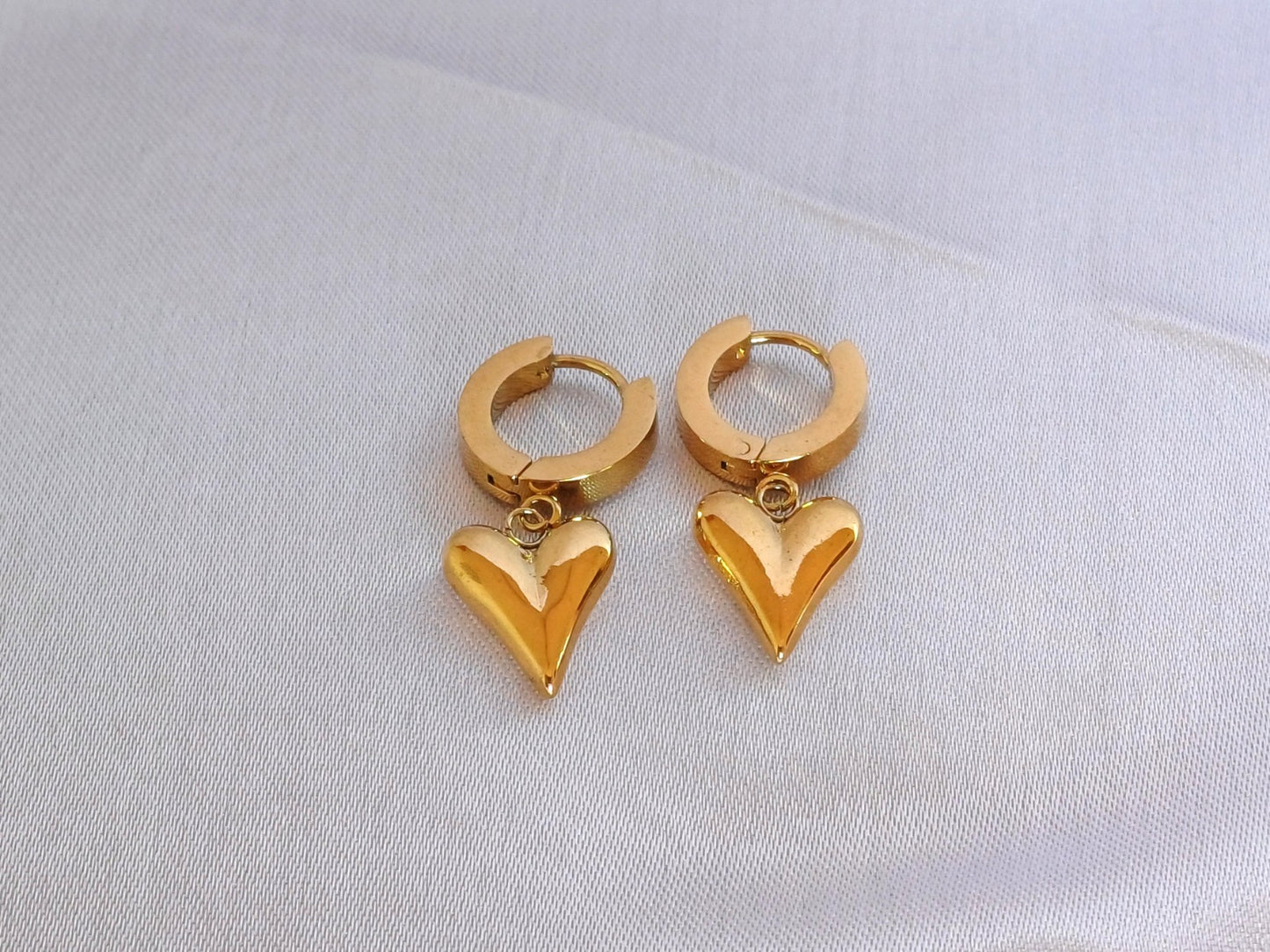 Golden Heart Drop Earring