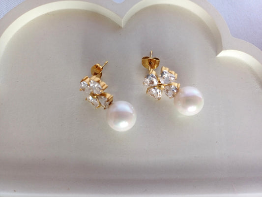 Pearl Studs Maya