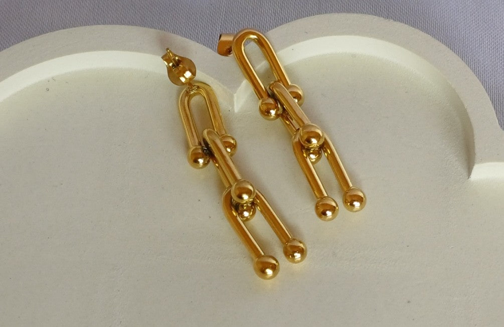 Golden Chain Dangler