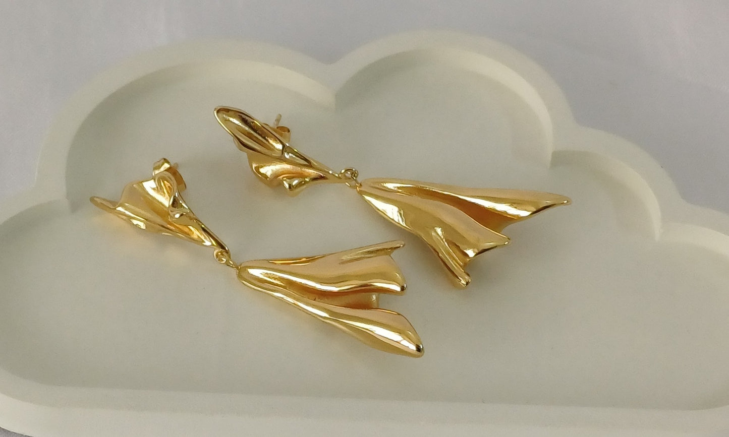 Golden Danglers Nina