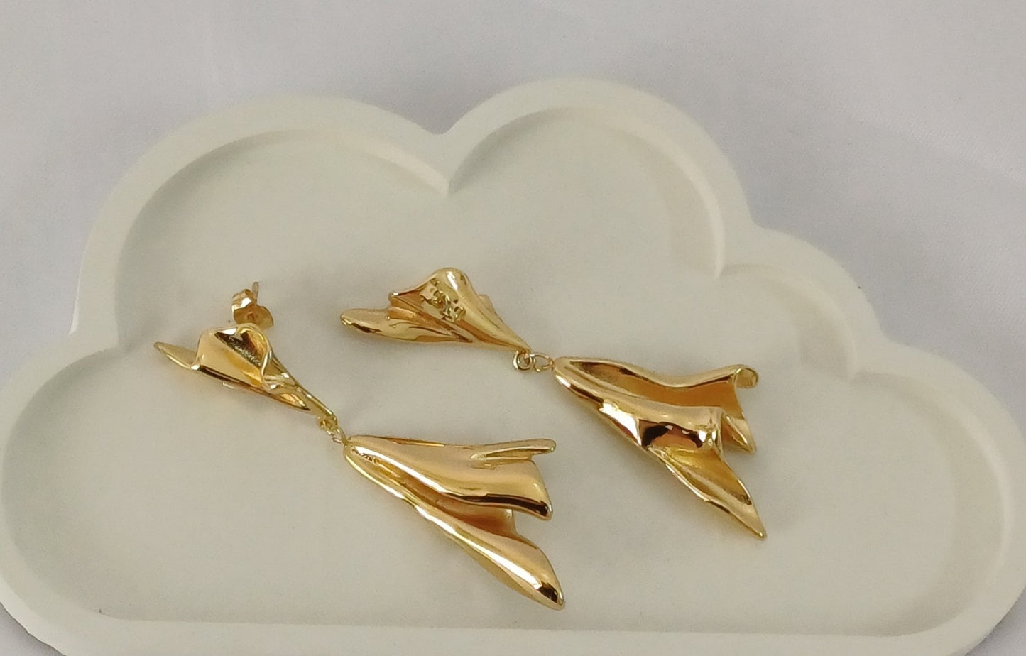 Golden Danglers Nina