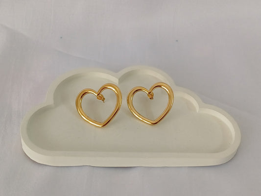 Golden Heart Stud Juliet