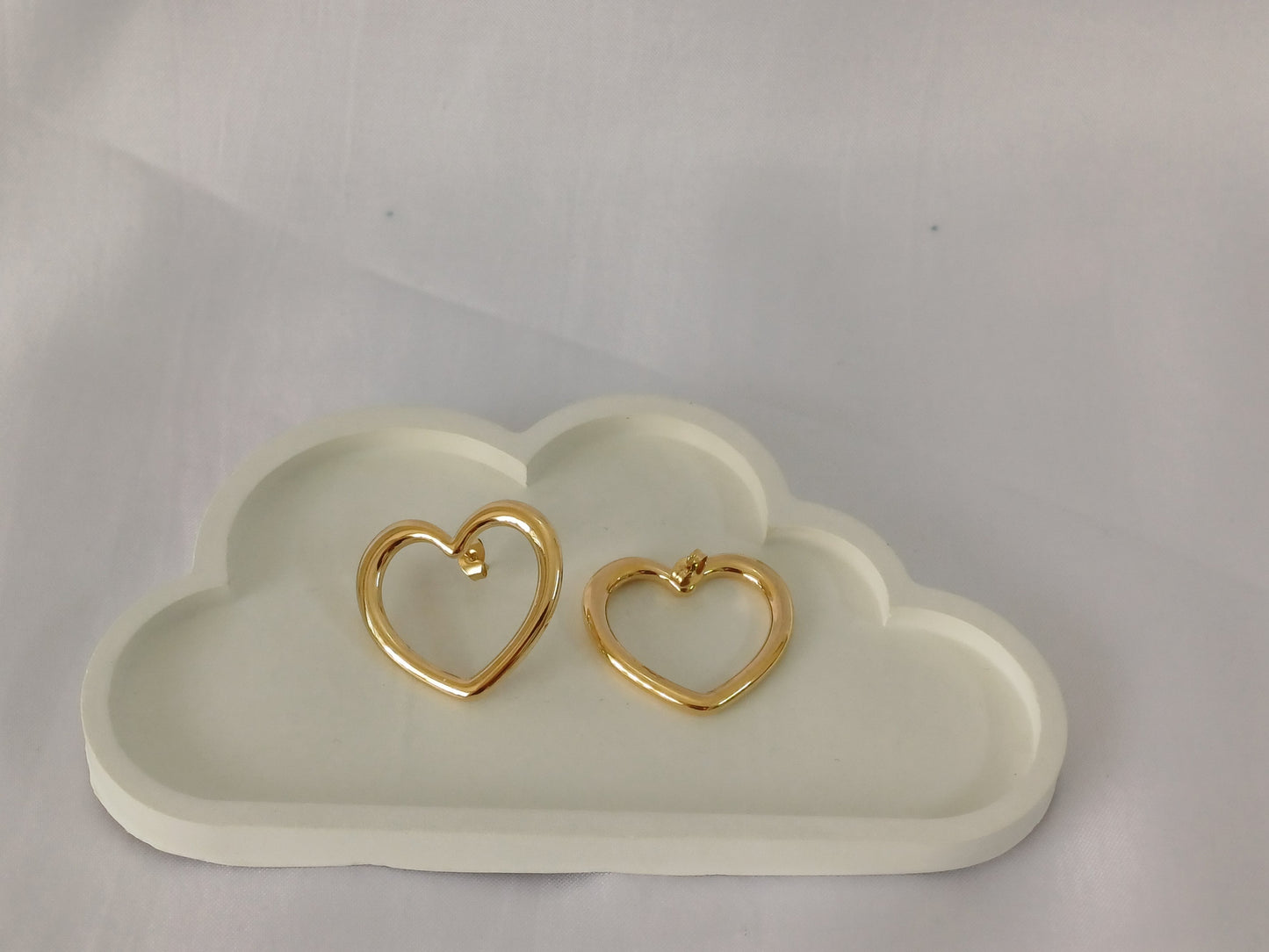 Golden Heart Stud Juliet