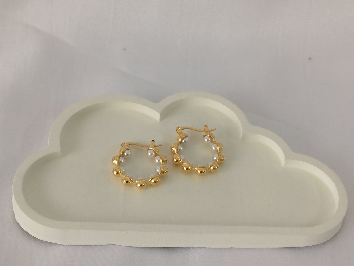 Golden Pearl Hoop Nova