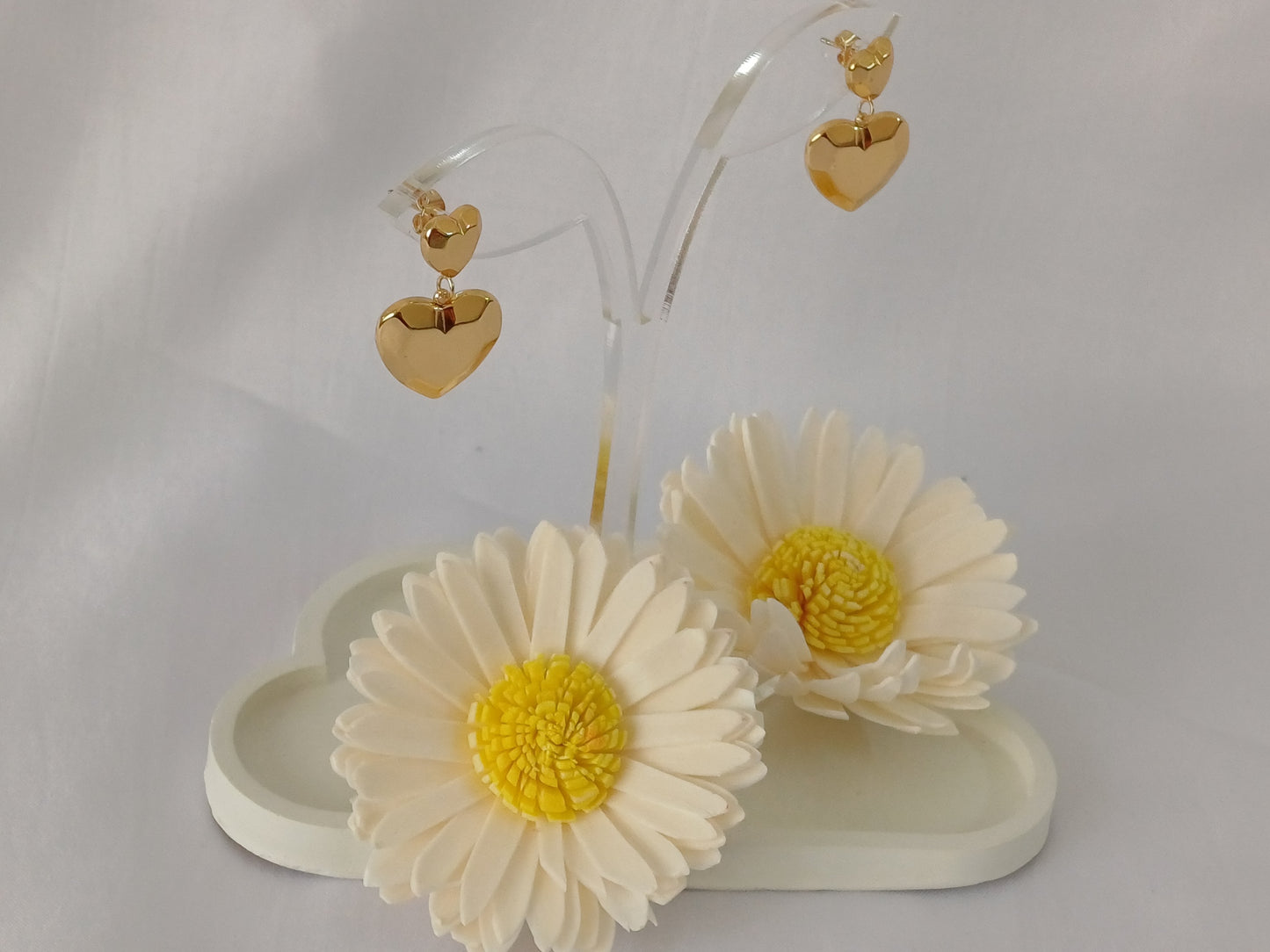 Golden Heart Drop Fiona