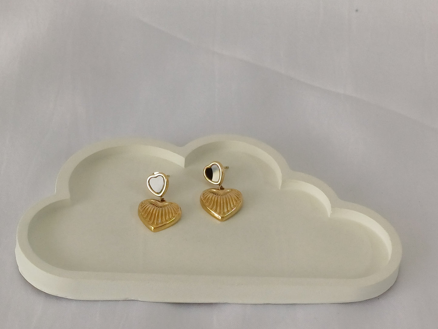 Golden Black Heart Drop