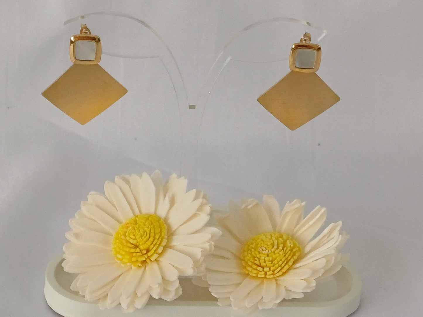 Golden Square MOP Drop