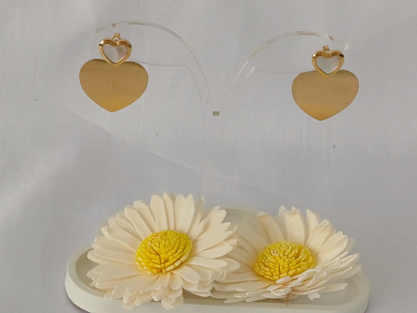 Golden Heart MOP Drop