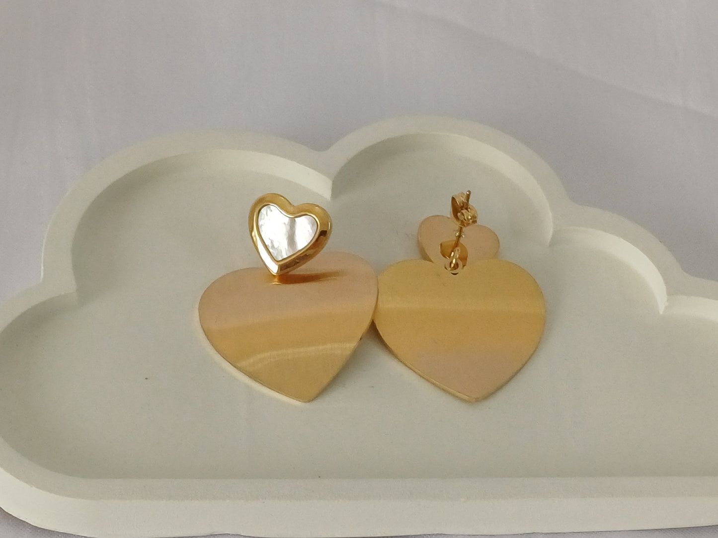 Golden Heart MOP Drop