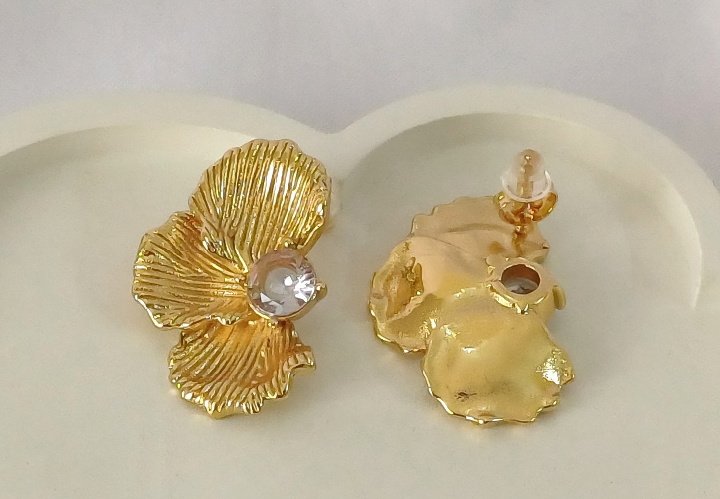 Golden Half Flower AD Stud