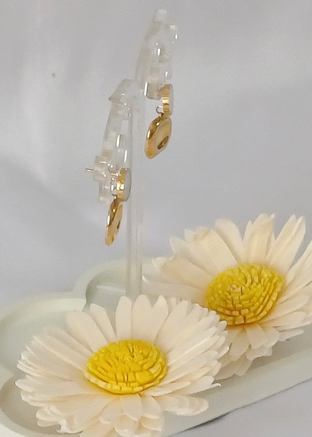 Golden Square MOP Drop Rebecca