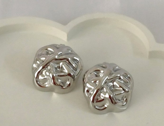 Silver Round Pattern Stud