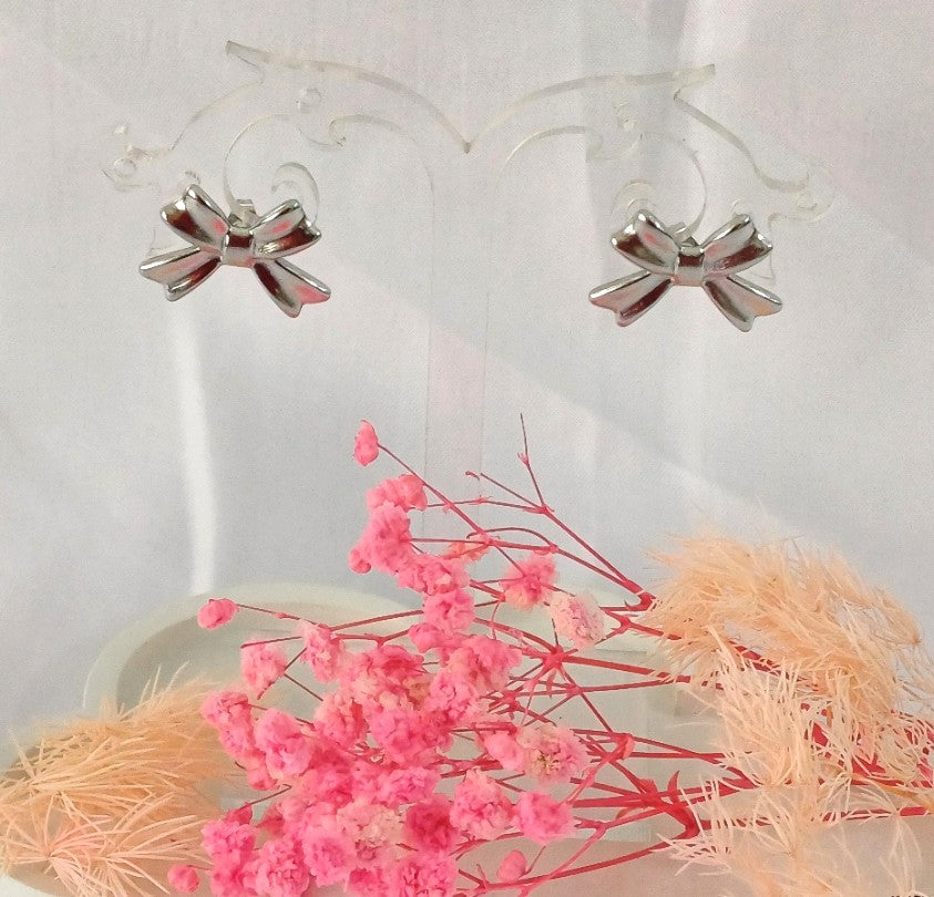 Silver Bow Studs