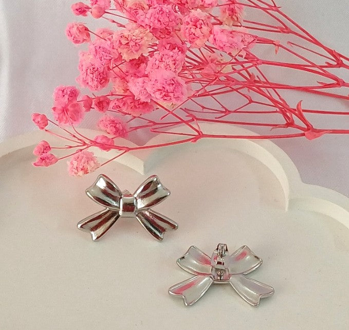 Silver Bow Studs