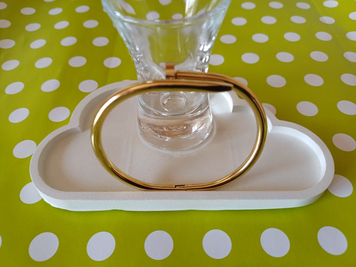 Nail Bangle