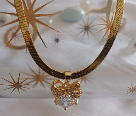 Bow Pendant Necklace