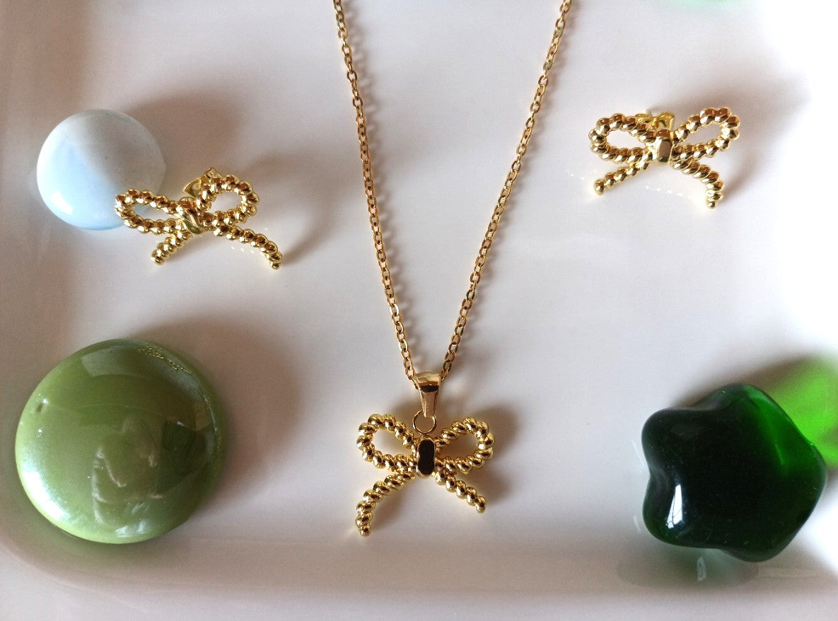 Bow Necklace Set
