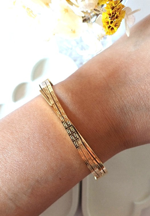 Azalea Bangle