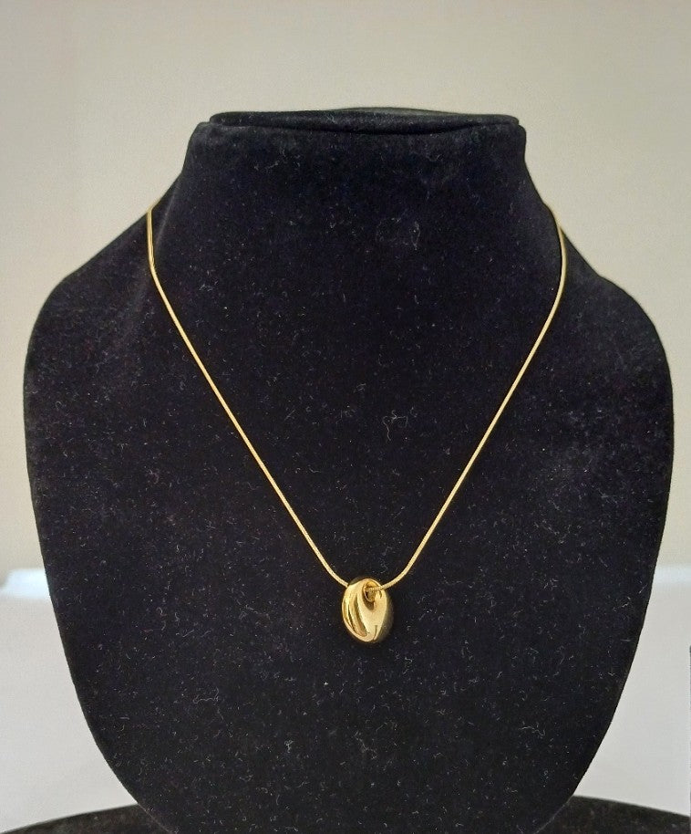 Round Pendant Necklace