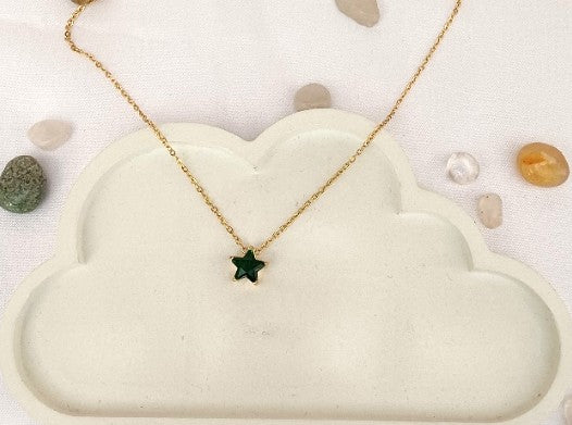 Green Star Pendant Necklace