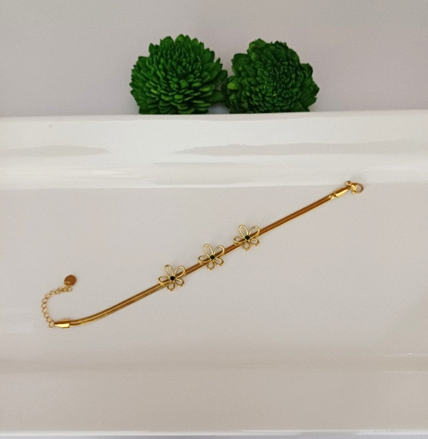 Flower Bracelet Green