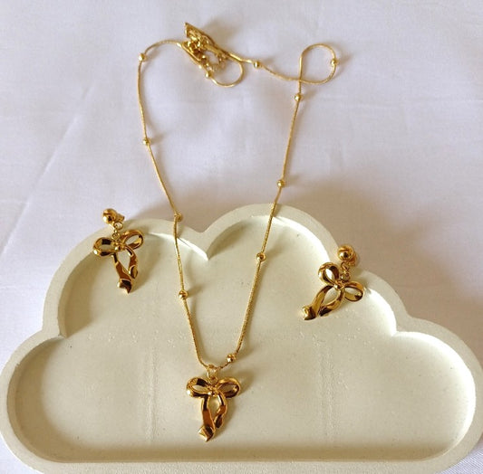 Bow Necklace Set