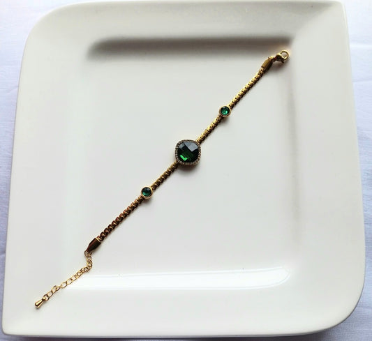 Trendy Green Bracelet