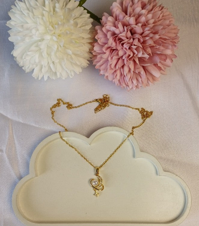 Pearl Orbit Necklace