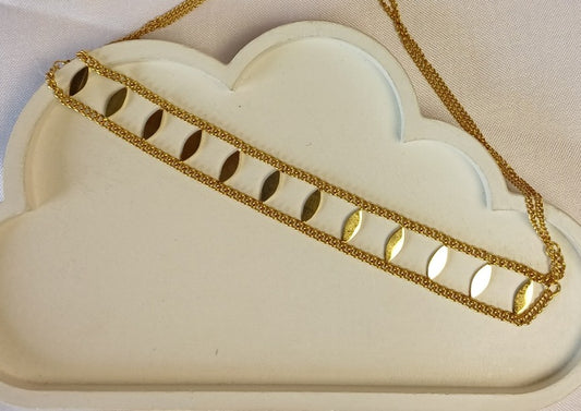 Leaf Choker Necklace