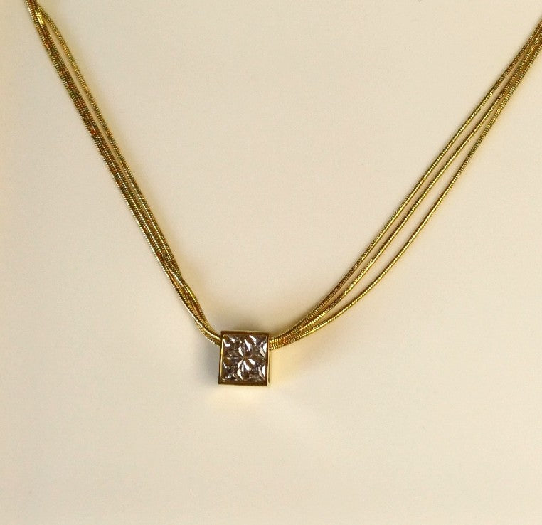 Box Necklace
