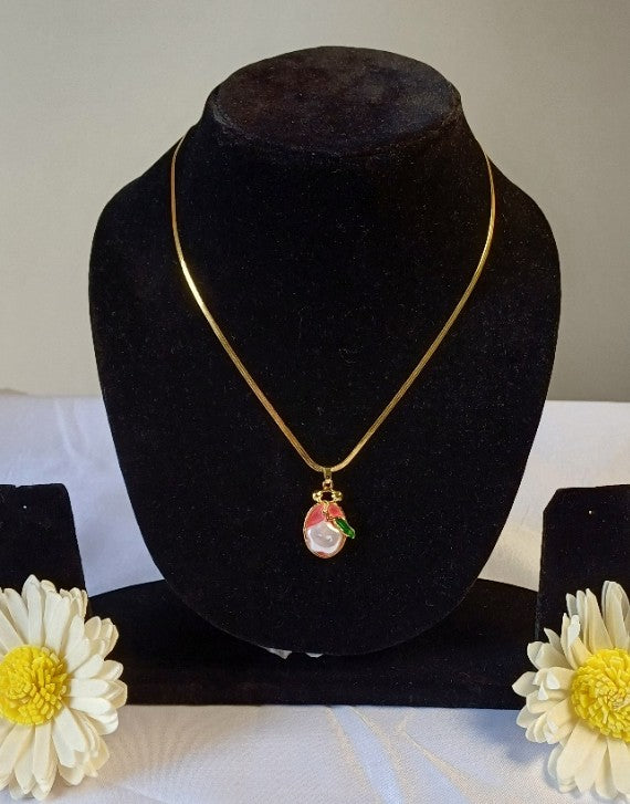 Pink Pendant Necklace