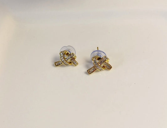 Knot Earring