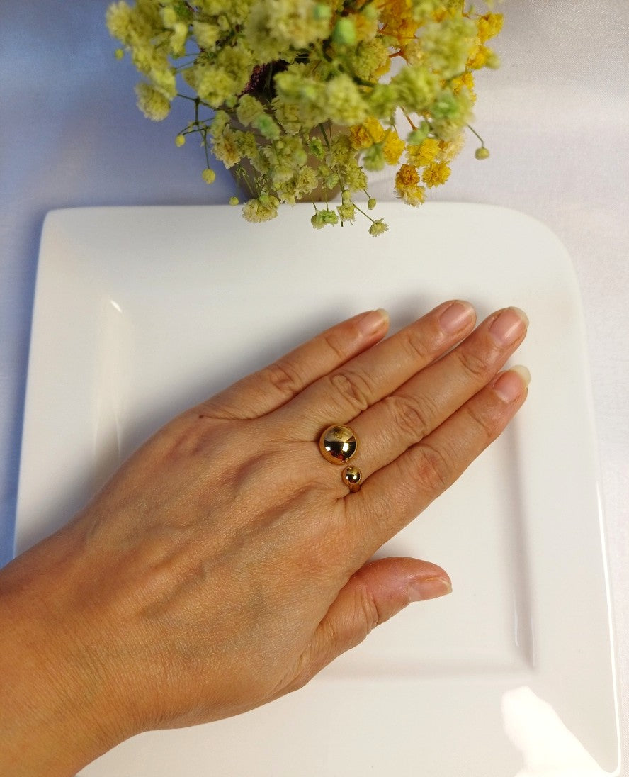 Dot Ring