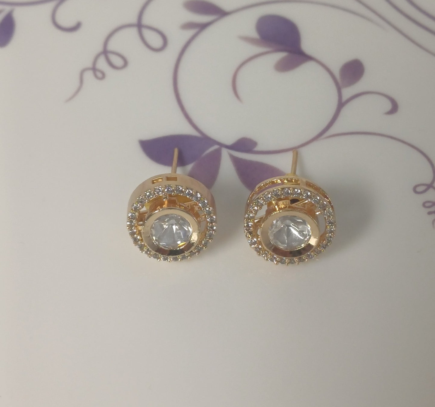 Kundan Stud