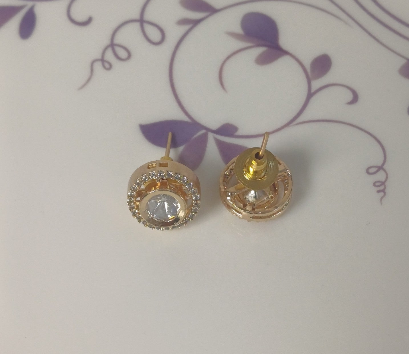 Kundan Stud