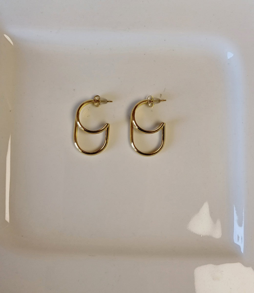 Double C Hoop