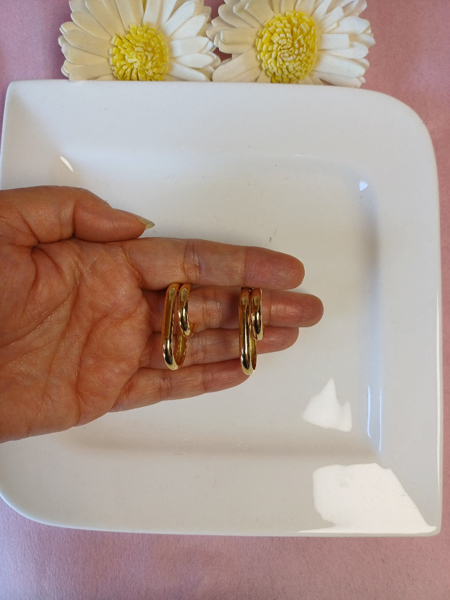 Double C Hoop