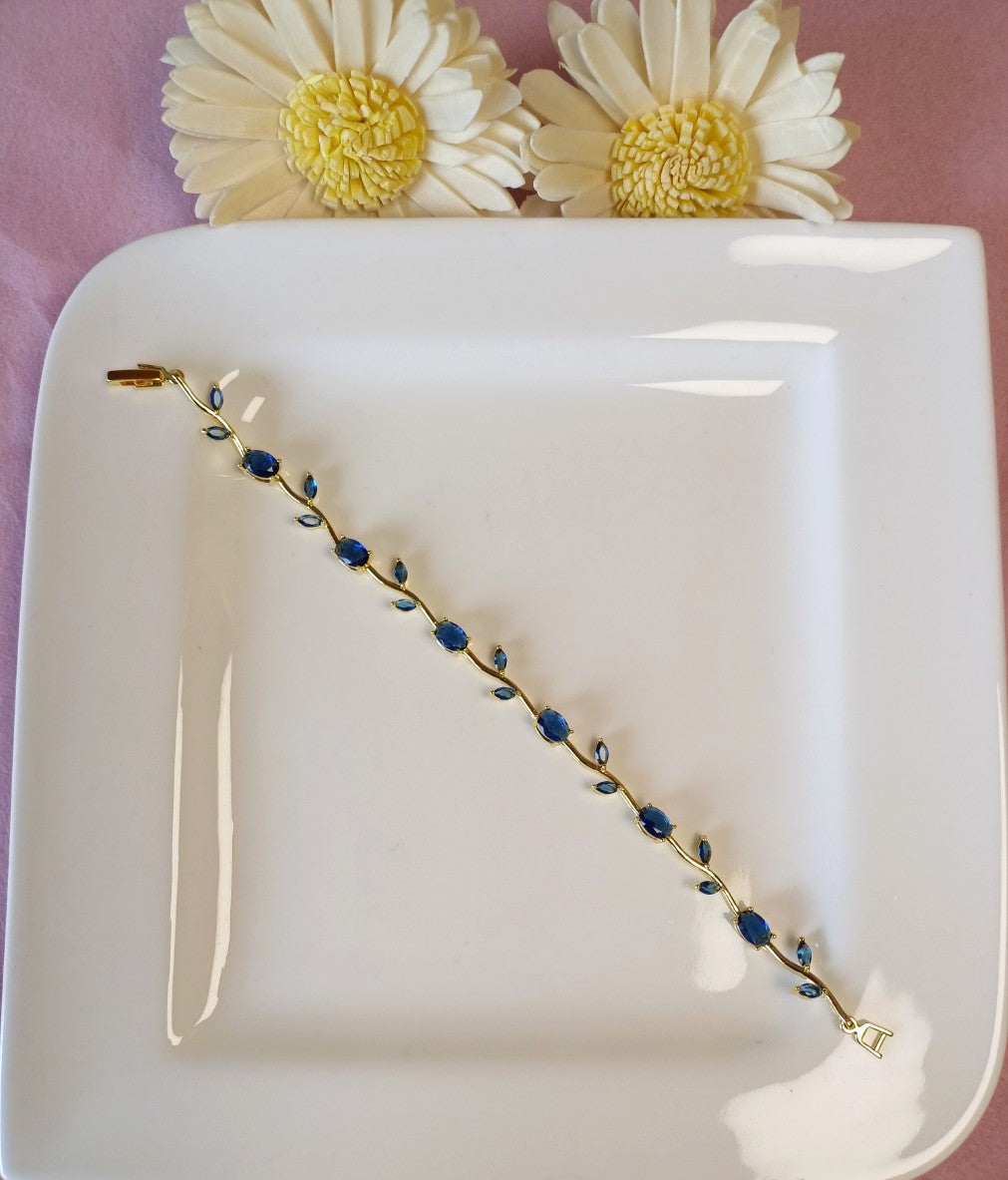 Tulip Bracelet Blue